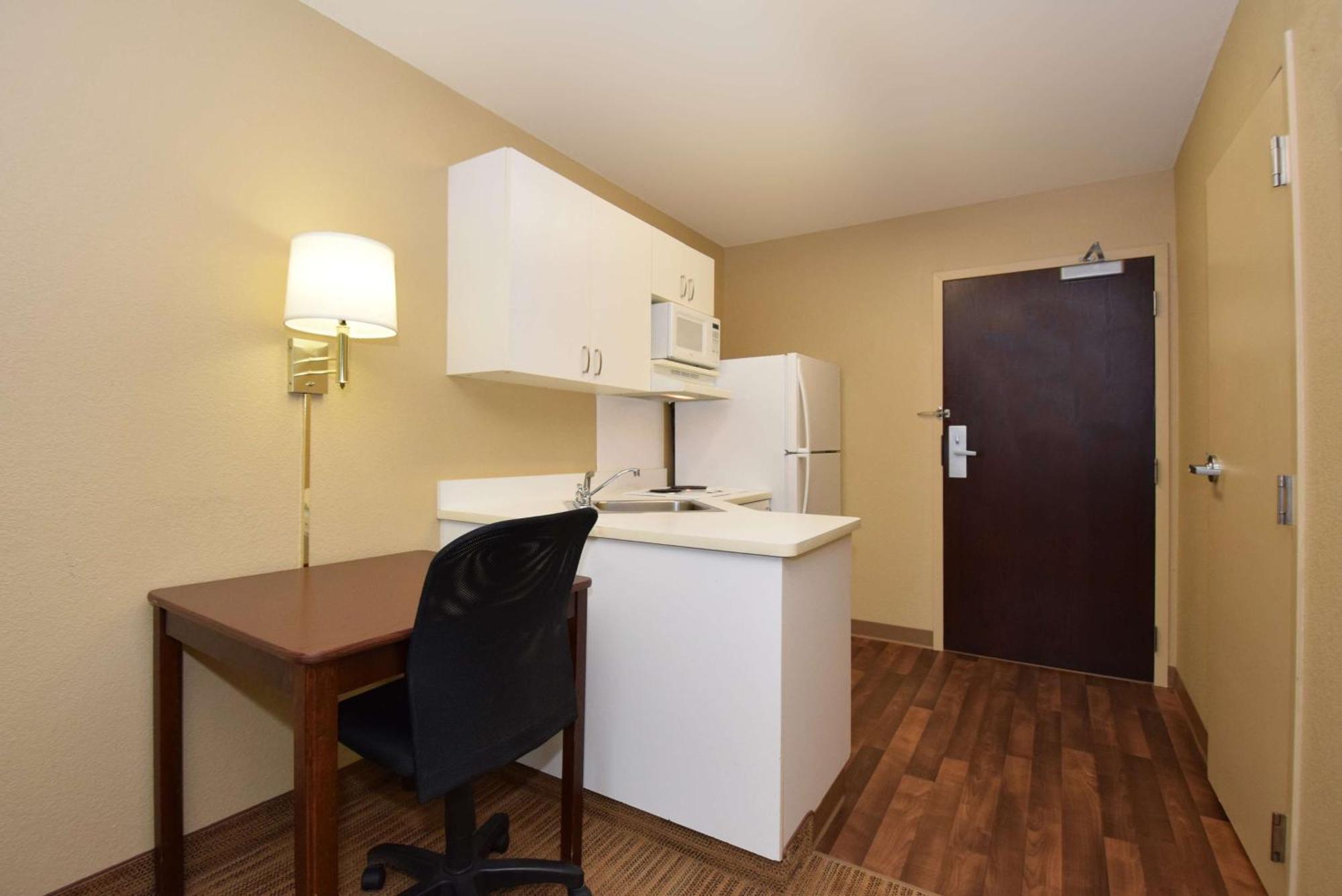 Extended Stay America Suites - Chicago - Midway Bedford Park Екстериор снимка