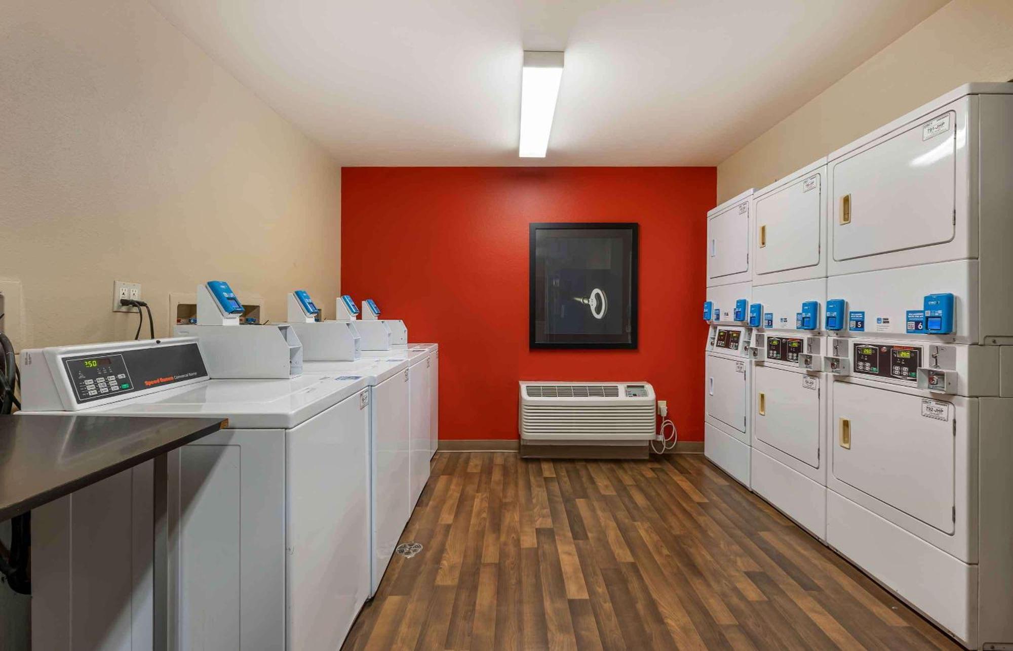 Extended Stay America Suites - Chicago - Midway Bedford Park Екстериор снимка