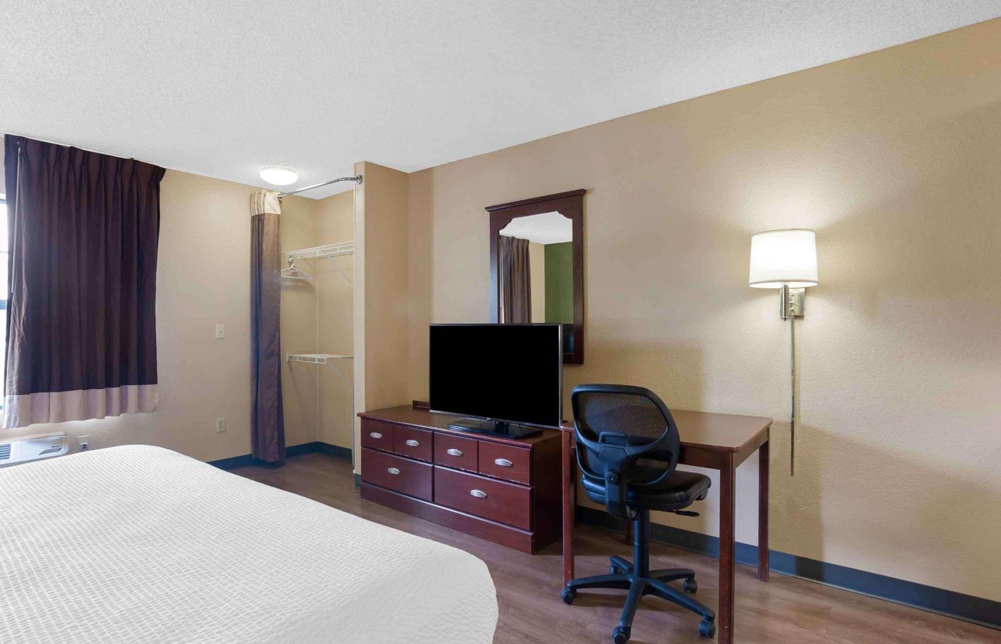Extended Stay America Suites - Chicago - Midway Bedford Park Екстериор снимка