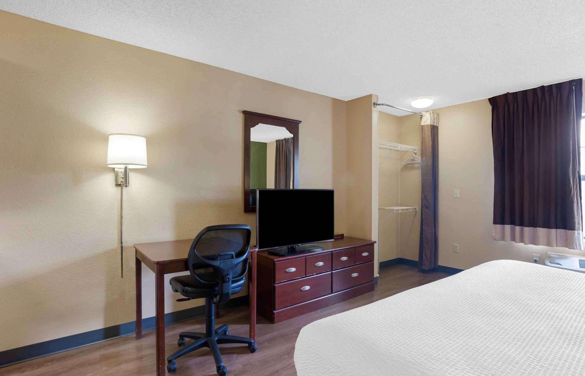Extended Stay America Suites - Chicago - Midway Bedford Park Екстериор снимка