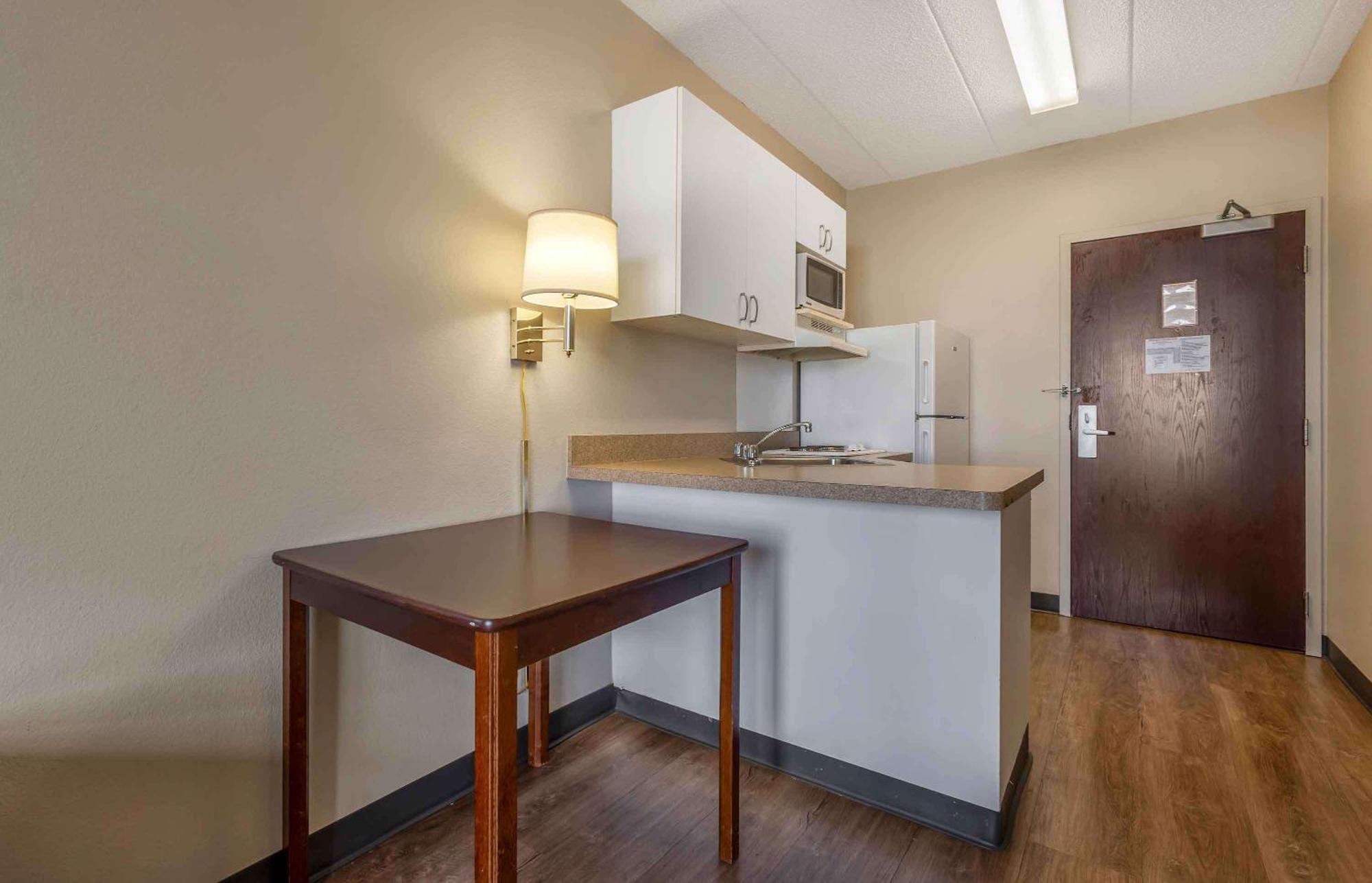 Extended Stay America Suites - Chicago - Midway Bedford Park Екстериор снимка