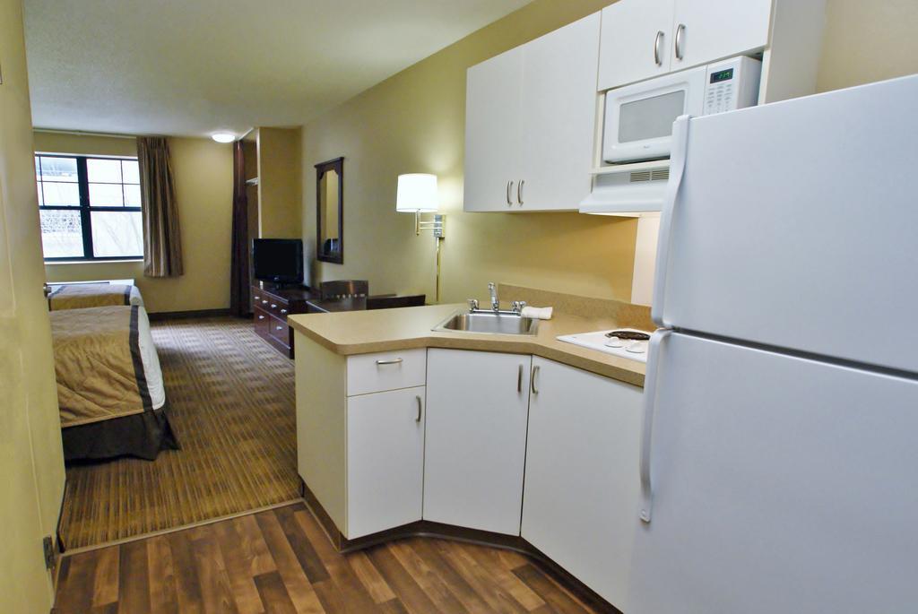 Extended Stay America Suites - Chicago - Midway Bedford Park Екстериор снимка
